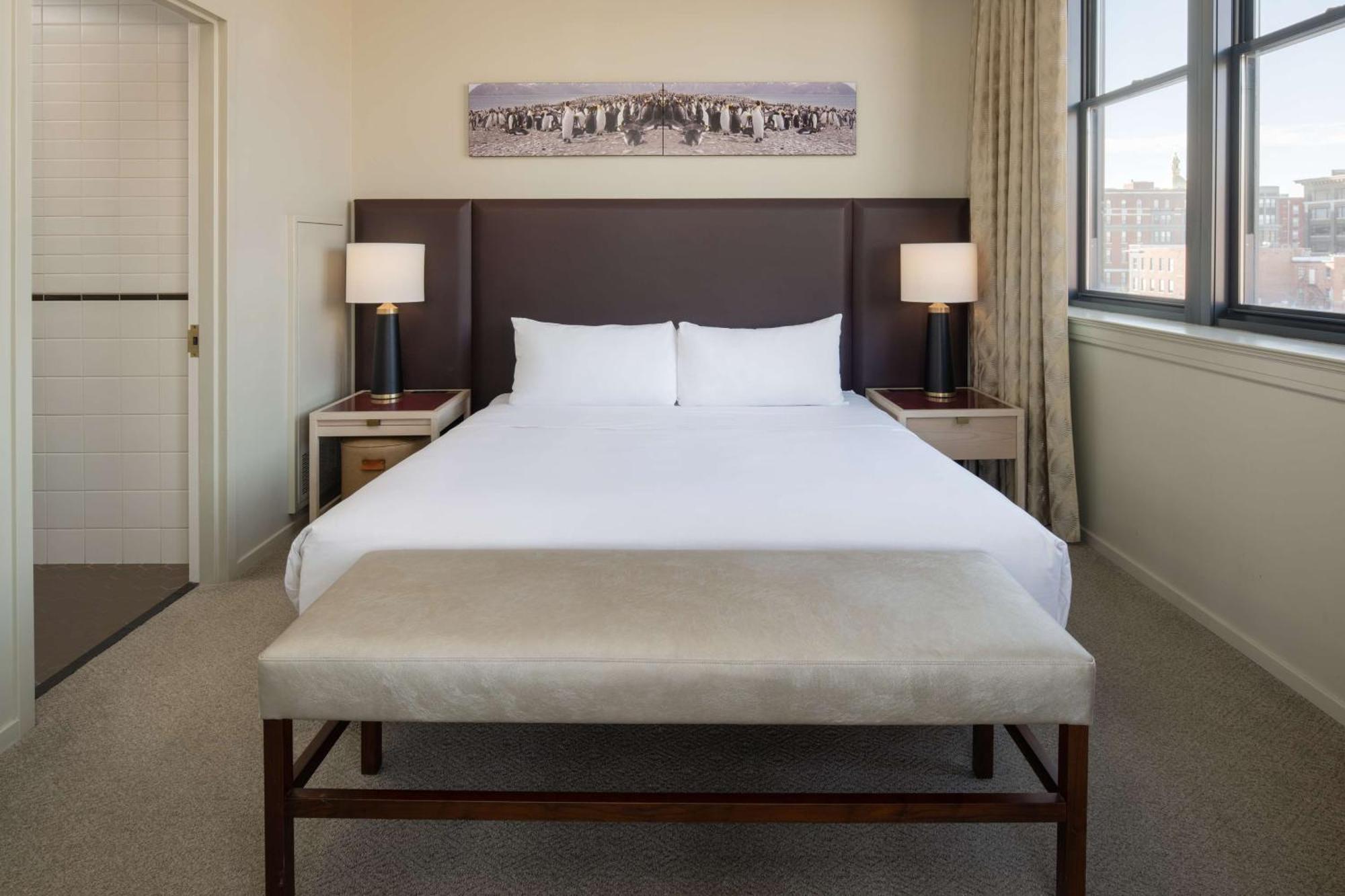 Hotel Savoy Kansas City, Tapestry Collection By Hilton Kültér fotó